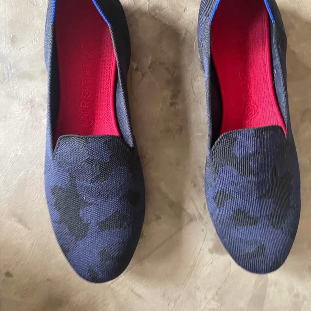 Rothy's Women's Navy Camouflage Loafers